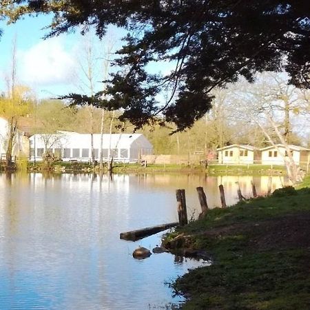 Domaine De L'Etanchet Otel Saint-Hilaire-le-Vouhis Dış mekan fotoğraf
